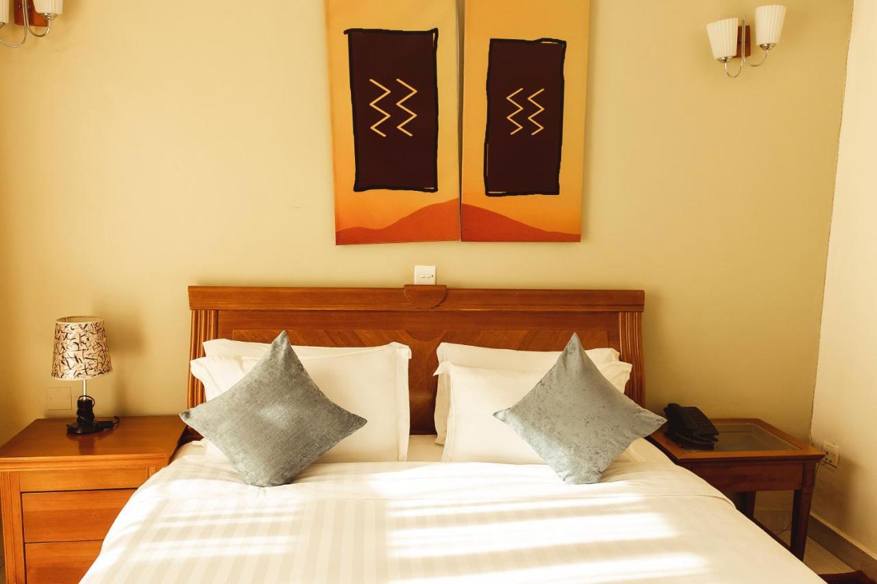 Highlands Suites Hotel And Apartments Kigali Esterno foto